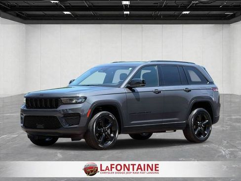 Certified 2024 Jeep Grand Cherokee Altitude AWD/4WD image 1