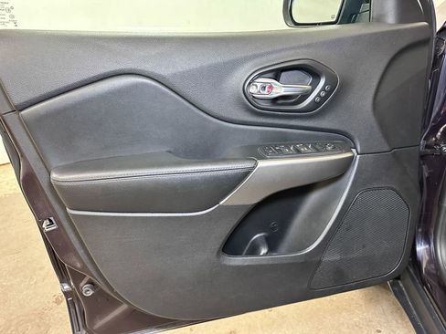 Certified 2021 Jeep Cherokee High Altitude image 24