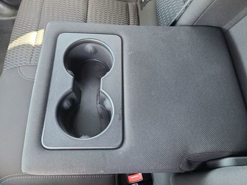 Used 2025 Chevrolet Equinox LT FWD image 30
