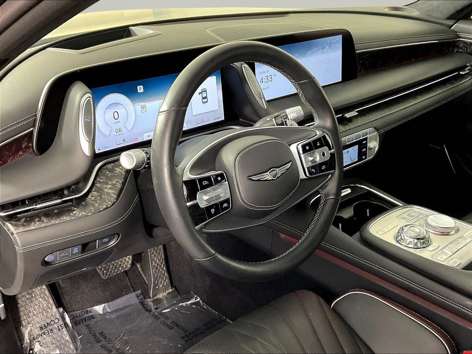 Used 2023 Genesis G90 3.5T AWD/4WD image 16