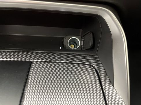 Used 2024 MAZDA CX-90 Plug-In Hybrid w/ Premium Pkg image 31