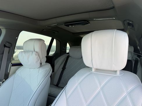 New 2025 Mercedes-Benz Maybach EQS 680 4MATIC image 16