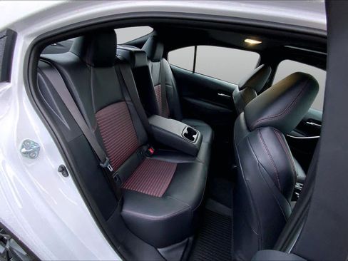 Used 2026 Toyota Corolla XSE FWD image 19
