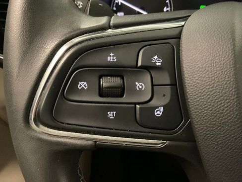 Used 2023 Buick Envision Avenir FWD image 12