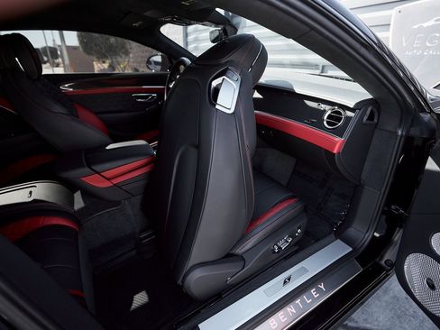 Used 2023 Bentley Continental GT S image 39