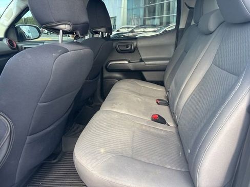 Used 2021 Toyota Tacoma SR5 RWD image 10