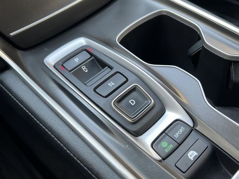 Used 2020 Honda Accord Touring image 32