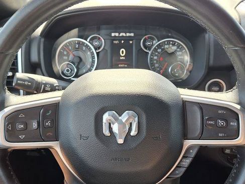 Used 2019 RAM 1500 Big Horn AWD/4WD image 32