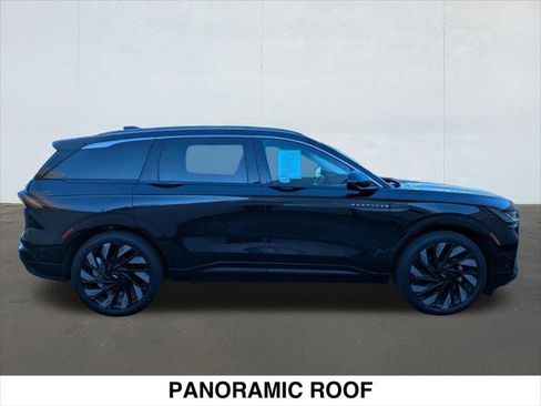 Used 2024 Lincoln Nautilus Black Label w/ Jet Appearance Package (87T) AWD/4WD image 6
