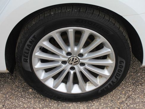 Used 2016 Volkswagen Passat 1.8T image 49