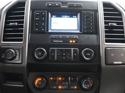 Used 2020 Ford F250 XL w/ STX Appearance Package image 19