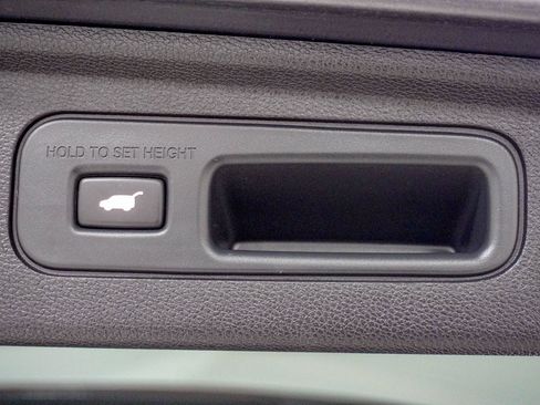 Used 2022 Honda Odyssey Elite image 11