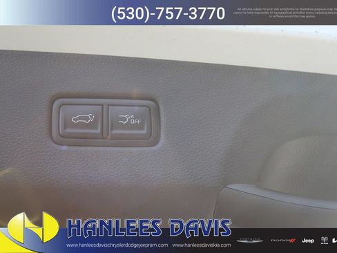 New 2026 Kia Carnival SX FWD image 11