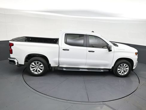 Used 2021 Chevrolet Silverado 1500 Custom w/ Custom Max Trailering Package AWD/4WD image 16