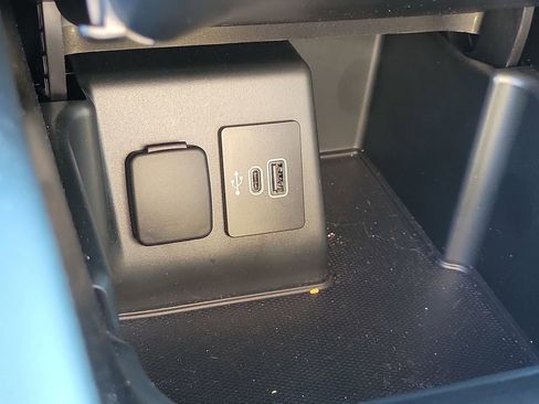 Certified 2025 Ford Explorer ST image 25