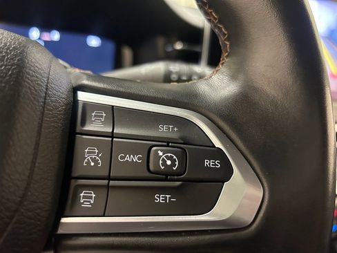 Used 2022 Jeep Compass Limited w/ Elite Group AWD/4WD image 22