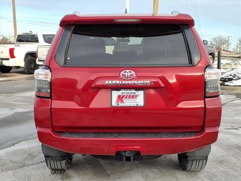 Certified 2018 Toyota 4Runner SR5 image 5