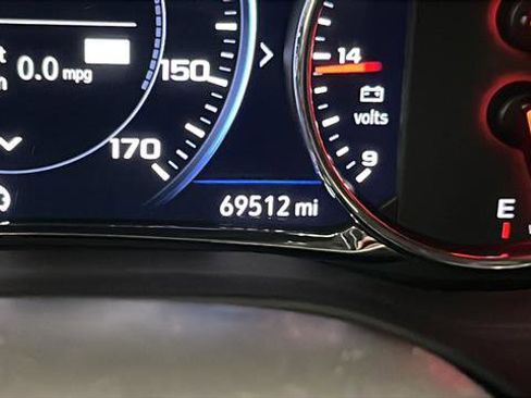 Used 2022 GMC Acadia AT4 w/ Technology Package AWD/4WD image 11