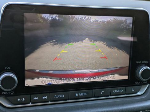 Used 2023 Nissan Rogue SV image 23