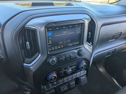 Used 2022 Chevrolet Silverado 2500 LT w/ Convenience Package image 25