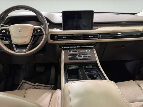 Used 2020 Lincoln Aviator Reserve w/ Equipment Group 202A AWD/4WD image 25