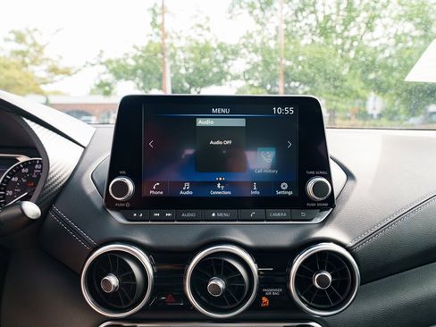 New 2025 Nissan Sentra SV image 11