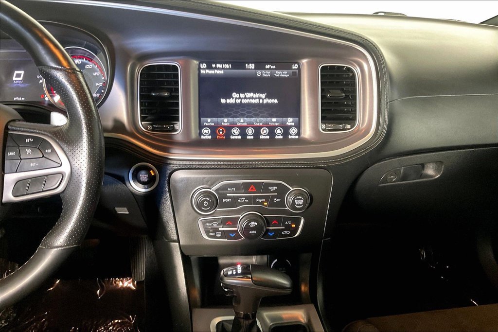 Used 2022 Dodge Charger R/T w/ Plus Group RWD image 8