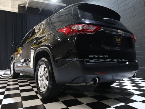 Used 2018 Chevrolet Traverse LT AWD/4WD image 21