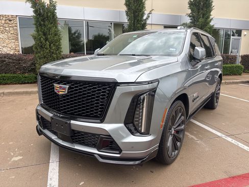 Used 2025 Cadillac Escalade V w/ LPO, Floor Liner Package image 2