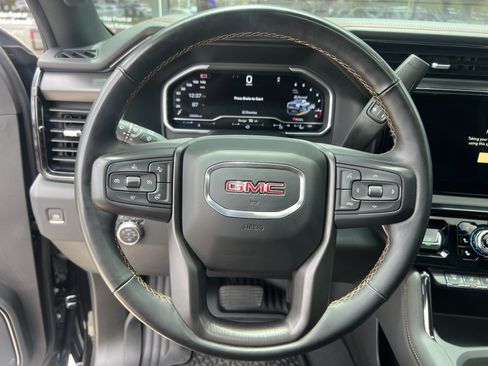 Used 2024 GMC Sierra 2500 AT4 w/ AT4 Premium Plus Package AWD/4WD image 17