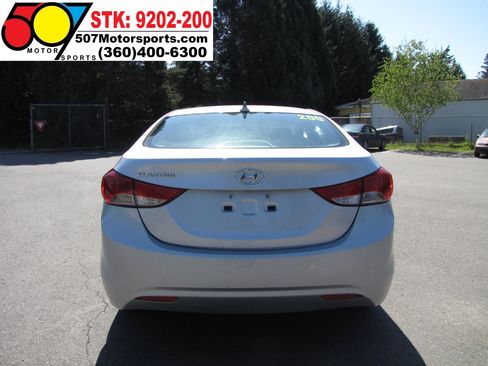 Used 2013 Hyundai Elantra GLS image 7