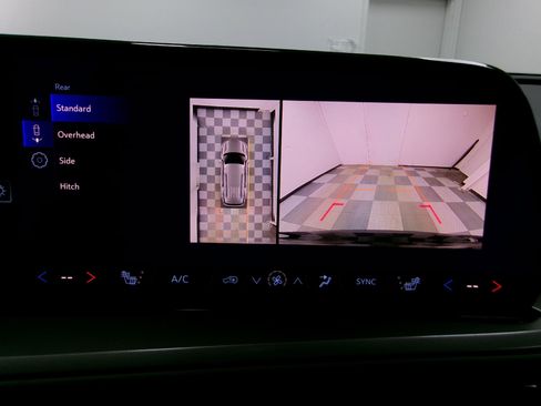 New 2026 Chevrolet Traverse LT w/ Driver Confidence Package image 6