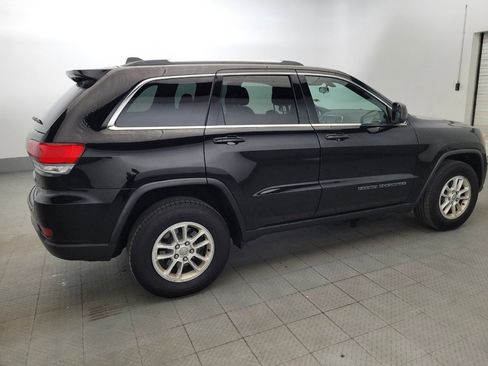 Used 2019 Jeep Grand Cherokee Laredo AWD/4WD image 10