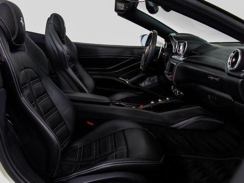 Certified 2017 Ferrari California T image 52