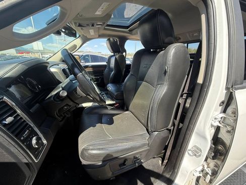 Used 2013 RAM 1500 Laramie w/ Convenience Group AWD/4WD image 14
