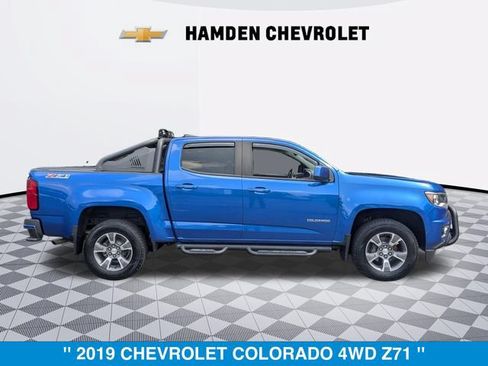Used 2019 Chevrolet Colorado Z71 AWD/4WD image 2