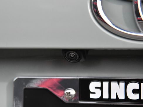 Used 2023 Toyota RAV4 XLE image 39