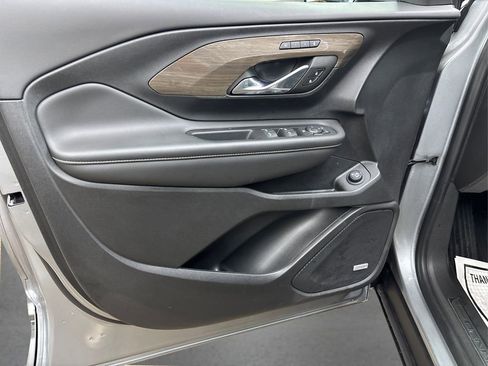 Used 2023 GMC Terrain Denali w/ Denali Premium Package image 25