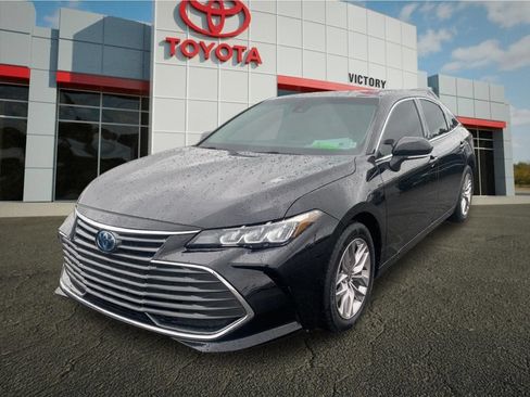 Used 2022 Toyota Avalon XLE w/ Moonroof Package FWD image 7