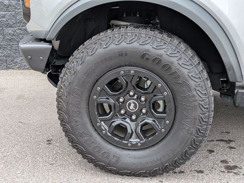 Used 2023 Ford Bronco Wildtrak AWD/4WD image 10