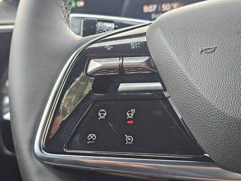 New 2026 Cadillac Lyriq Sport image 28