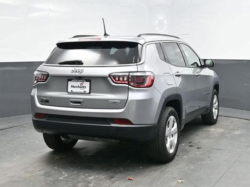 Used 2020 Jeep Compass Latitude w/ Cold Weather Group image 6