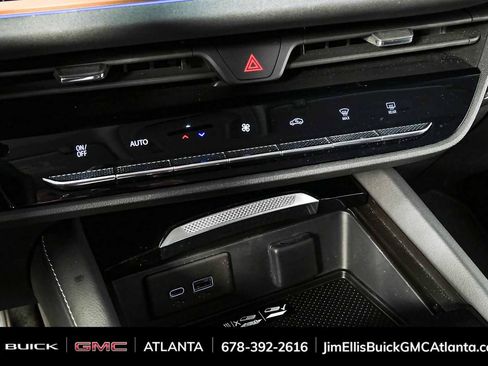 Used 2025 Buick Envision Sport Touring AWD/4WD image 16