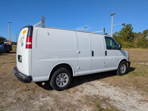 Used 2014 Chevrolet Express 1500 image 4
