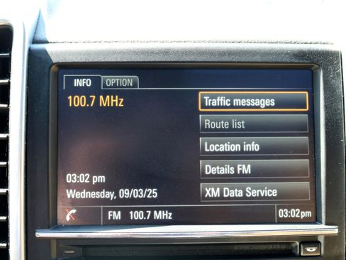 Used 2015 Porsche Cayenne S w/ Premium Package image 25