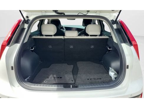 Used 2023 Kia Niro EX FWD image 9