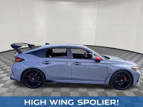 Used 2023 Honda Civic Type R image 6