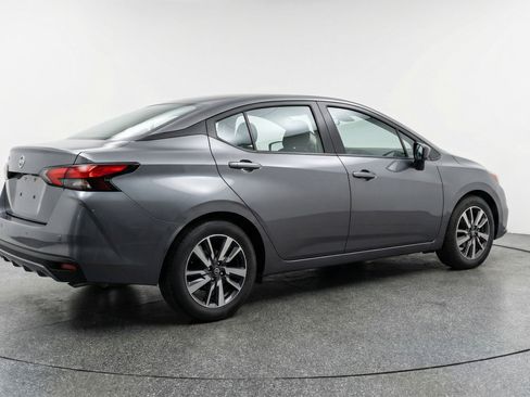 Used 2025 Nissan Versa SV FWD image 9