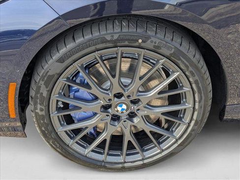 Used 2025 BMW M235i xDrive w/ Premium Package image 9
