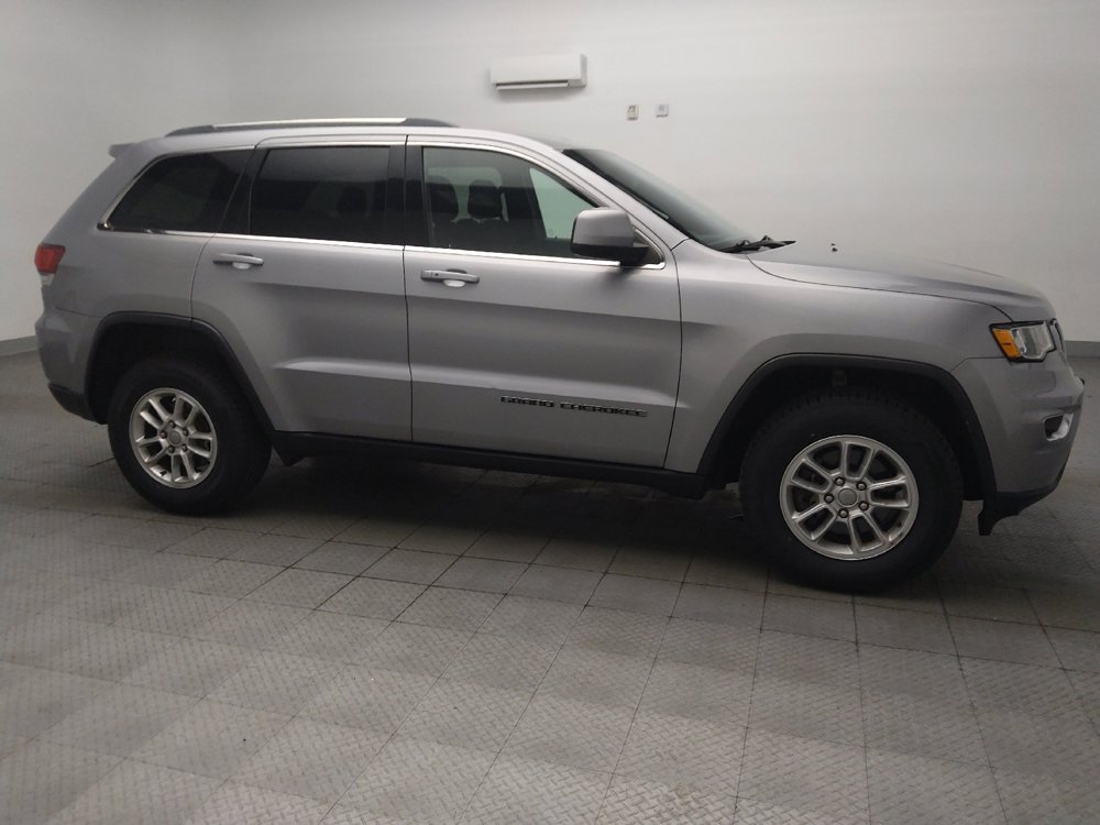 Used 2020 Jeep Grand Cherokee Laredo AWD/4WD image 11